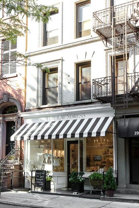 Cafe Exterior, Café Design, Nyc Guide, Shop Facade, The Laundress, Laundry Shop, Storefront Design, 카페 인테리어 디자인, Bakery Design