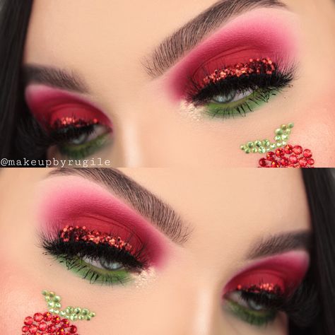 Strawberry Eye Makeup, Strawberry Eyeshadow, Strawberry Shortcake Makeup, Strawberry Makeup Look, Strawberry Makeup, Strawberry Fairy, Nails Eyeshadow, Black Strawberry, Awesome Makeup