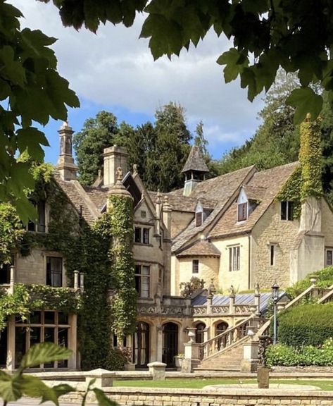 Manor Aesthetic, Big Cottages, Dream House Aesthetic, The Manor House, Love Ireland, Dream Mansion, Dream Life House, Casas Coloniales, Fancy Houses