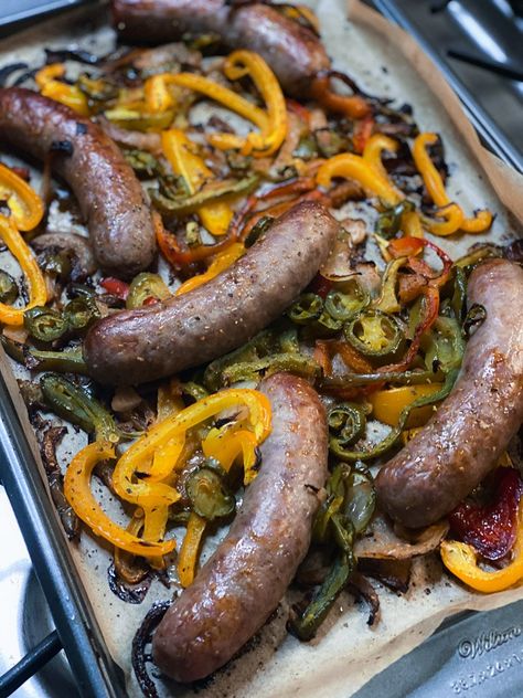 Easy Bratwurst with Peppers and Onions Brats Recipes, Easy Super Bowl, Superbowl Party Food, Super Bowl Party, Pan Meals, How To Make Sausage, Homemade Salsa, Onion Recipes, Peppers Recipes