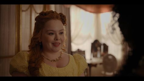 [ cap-that.com ] Bridgerton 203 A Bee in Your Bonnet > screencap archive Penelope Featherington, Nicola Coughlan, Phoebe Dynevor, Julia Quinn, Queen Charlotte, Yellow Aesthetic, Day For Night, Simple Image, Shadowhunters