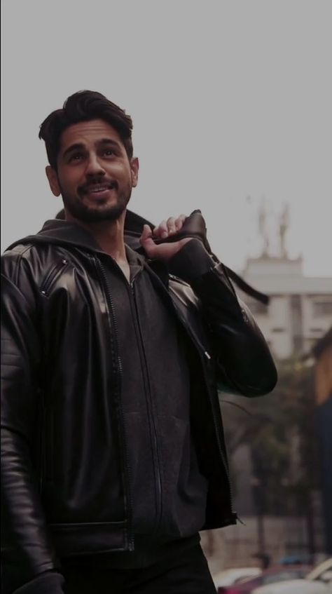 Siddharth Malhotra Wallpapers, Sidharth Malhotra Wallpapers, Siddharth Malhotra Aesthetic, Bollywood Icons, Siddarth Malhotra, Siddharth Malothra, Sid Malhotra, Bollywood Wallpaper, Kathak Dance