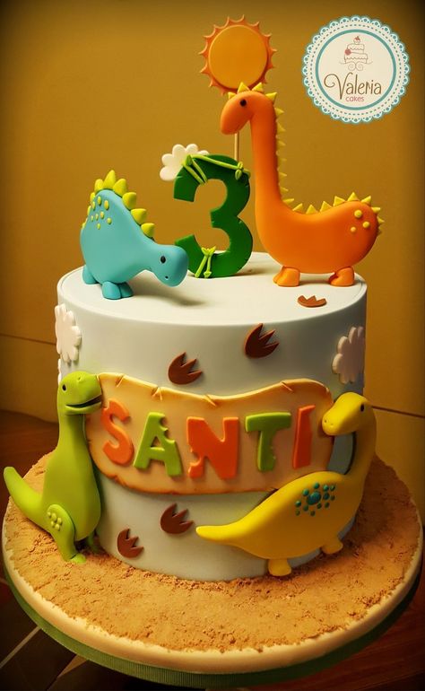 Birthday Cake With Dinosaurs, How To Make Dinosaur Fondant, Dinosaur Cake For 2nd Birthday, Dino Themed Cake, Dinosaur Theme Birthday Cake, Dinasour Cake Ideas Boys, Dino Birthday Cake Boys, Dinosaur Cake Ideas Boys, Dinosaur Birthday Cake For Boys