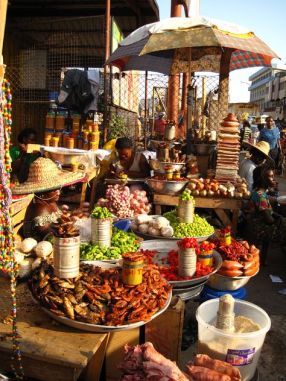 Ghana Market, Ghana Food, African Life, West African Food, International Market, Food Projects, Food Table, Food Pin, African History