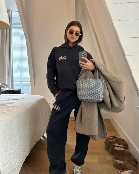 sweats all day >> @adanola ad | Instagram Goyard Mini Anjou, Alo Set, Travel Core, 200k Followers, Matching Sweat Set, Urban Style Outfits, Brain Cells, Being Kind, Sweat Set