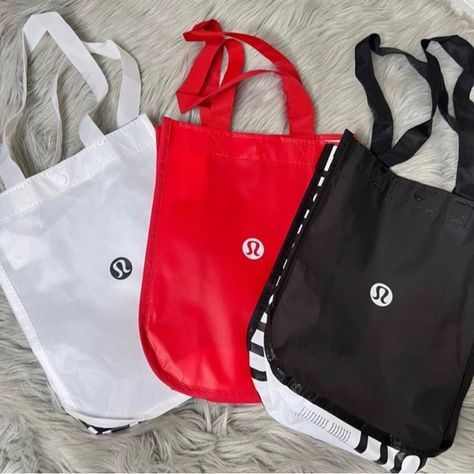 Lululemon Tote Bag (1) Red Lululemon Tote Bag, Lululemon Collection, Gym Bag Essentials, Black And White Bags, Lululemon Bags, Holiday Bag, Small Tote Bag, White Tote, Black Tote