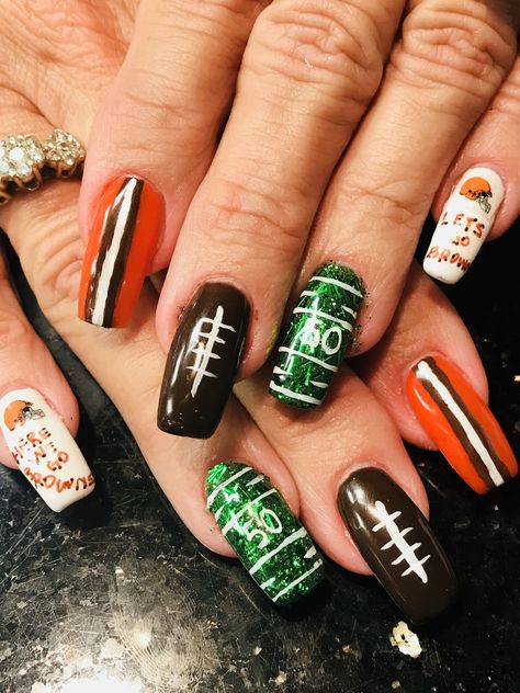 Cleveland Browns Nails, Orange And Brown Nails, Tropical Vacation Nails, Sports Nails, Brown Nail Art, Football Nails, Mobile Nails, Brown Nails Design, Popular Nail Designs