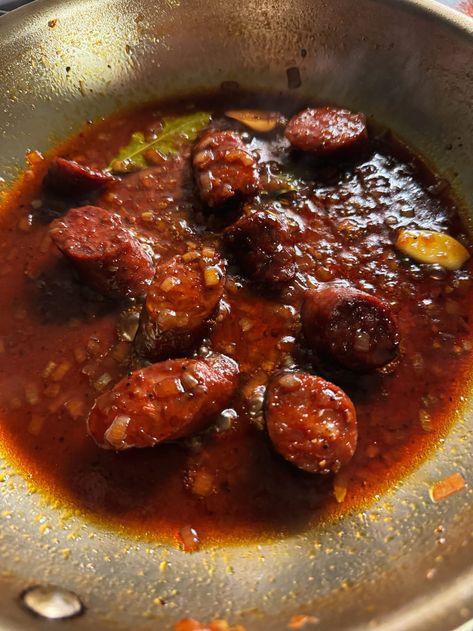 Chorizo Crostini, Traditional Spanish Dishes, Spanish Chorizo, Fried Bread, Sweet Red Wines, Tapas Dishes, Spanish Recipes, Chorizo Sausage, Spanish Dishes