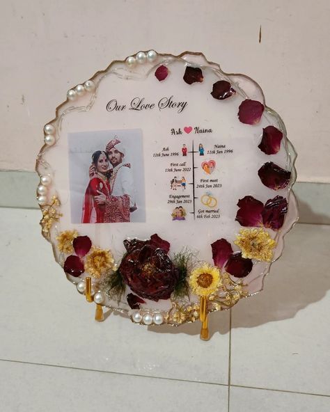 Resin Art With Wedding Flowers, Resin Marriage Gift, Indian Resin Art, Wedding Resin Frame, Resin Art Anniversary Gift, Resin Art Wedding Flowers, Resin Art Wedding Gift, Varmala Preservation, Diy Resin Phone Case