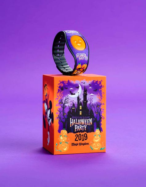 #pacakging #design #package #box #creative #halloween #graphic Halloween Party Tickets, Halloween Boxes, Not So Scary Halloween Party, Not So Scary Halloween, Halloween Merchandise, Party Tickets, Images Disney, Halloween Artwork, Scary Halloween Party