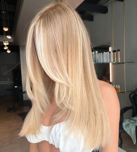 Blonde Hair Goals, Perfect Blonde Hair, Bright Blonde Hair, Summer Blonde Hair, Blonde Hair Transformations, Dyed Blonde Hair, Light Blonde Hair, Honey Blonde Hair, Blonde Hair Inspiration