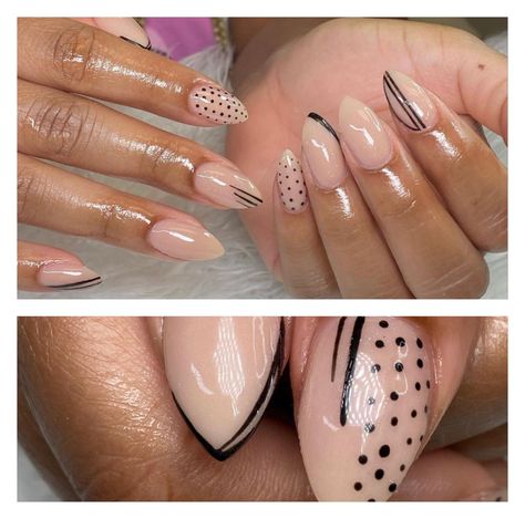 Funky Oval Nails, Line And Dot Nail Designs, Line Work Nails, Fab Nails, Pointy Nails, Diva Nails, Nude Nail Designs, Matte Nails Design, Simple Gel Nails