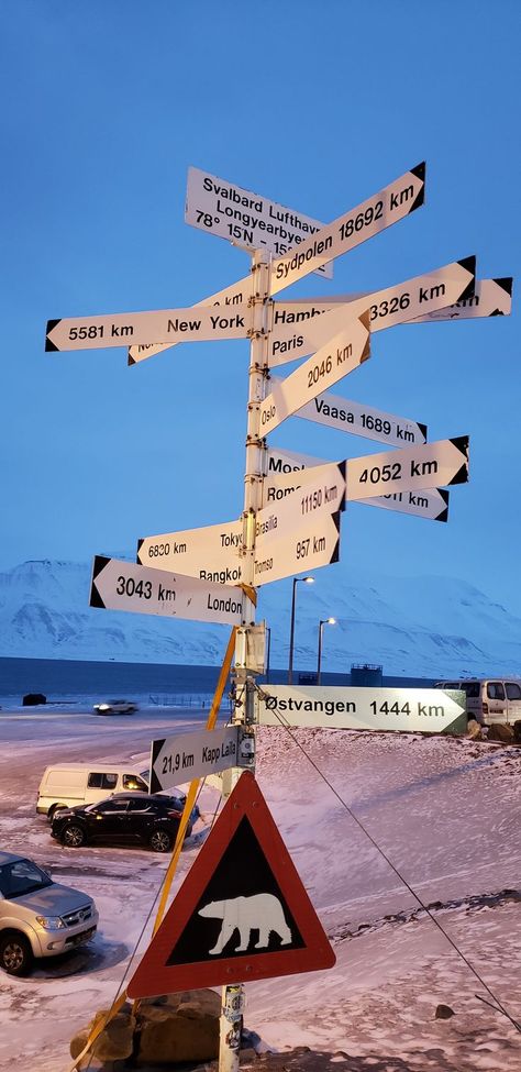 Norway Country, Adventure Goals, Svalbard Norway, Pole Nord, Visit Norway, Arctic Ocean, Backpacking Europe, Norway Travel, The North Pole