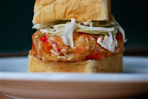 Lobster Burgers Lobster Burgers, Lobster Burger, Seafood Seasoning, Lobster Meat, Seasoned Bread Crumbs, Lobster Recipes, Food Lifestyle, Burger Recipes, Coleslaw