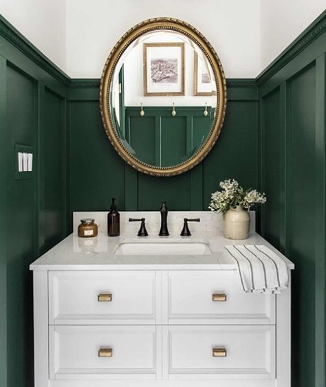 Need to update your bathroom? Check out these nine one-of-a-kind beautiful farmhouse bathrooms that, we have to admit, we're totally obsessed with. #farmhousedecor #homedecor #farmhousedesign #farmhousebathroom #bathroomrenovations Paid Collaboration, Two Tone Walls, Bathroom Retreat, Interior Minimalista, Green Walls, Main Bathroom, Farmhouse Bathroom Decor, Green Bathroom, Bathroom Renos