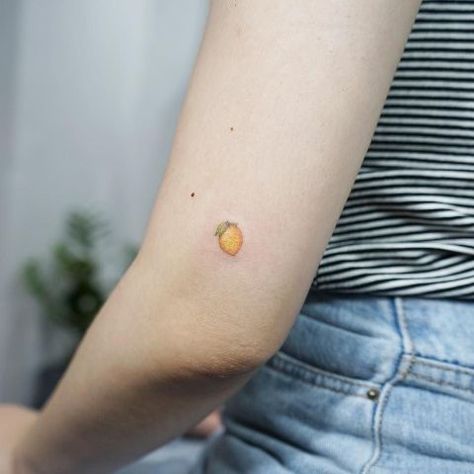 Tiny lemon tattoo on the arm Lemon Tattoo, Minimalist Tattoo Meaning, Fruit Tattoo, Typography Tattoo, Small Couple Tattoos, Tattoo Trend, Muster Tattoos, Delicate Tattoo, Most Popular Tattoos