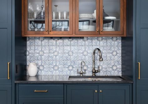 Designing the Perfectly Functional Butler’s Pantry: Tips and Tricks - RTA Cabinet Blog Paint Trends, Painted Kitchen Cabinets Colors, Trending Paint Colors, Blue Kitchen Cabinets, Cabinet Paint Colors, All White Kitchen, Blue Cabinets, Kitchen Design Trends, Classic Kitchens