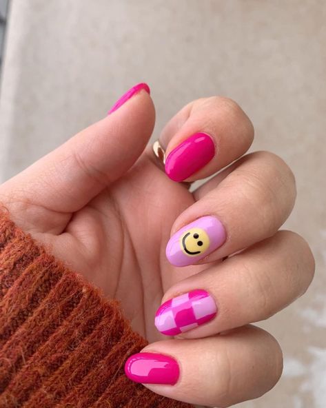 30 Seriously Cute Pink Nail Designs For The Girly Girls Easy Kids Nails, Kids Nail Art Designs, Cute Pink Nail Designs, Pink Nails Ideas, Short Pink Nails, Kids Nail Designs, Pink French Nails, Girls Nail Designs