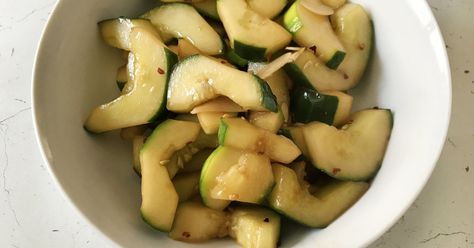 You're About To Taste Cucumbers Like You've Never Tasted Them Before Cooked Cucumber, Ideal Protein Recipes, Eat A Lot, Australia Food, Carrots And Potatoes, Vegetable Nutrition, Healthy Food Delivery, Carrot Recipes, Diet Vegetarian