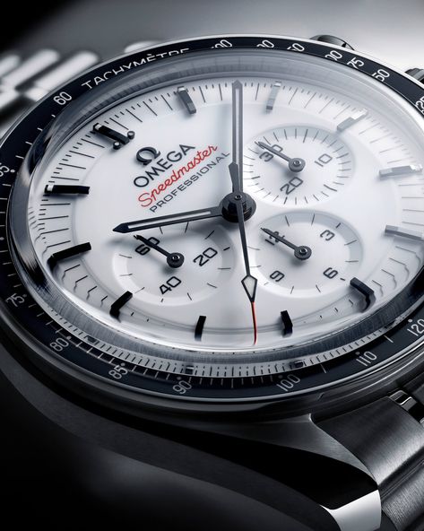 Omega Moonwatch, Omega Speedmaster Moonwatch Professional, James Bond Actors, Omega Co Axial, Gentleman Watch, Omega Speedmaster Moonwatch, Speedmaster Professional, Time And Tide, Daniel Craig