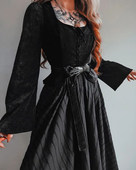 I think @disturbia should bring back this top. It needed more love when it was available for sure. 🖤 Layered on top of the Blythe Handkerchief dress ✨ Outfits Whimsigoth, Dark Cottagecore Outfits, Vampire Character, Witchy Fall, Witchy Dress, Goth Fits, Academia Style, Cottagecore Outfits, Handkerchief Dress