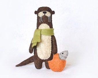 Otter Sewing Pattern, Sew Felt, Wool Felt Fabric, Sewing Stuffed Animals, Felt Patterns, Plush Pattern, Sewing Toys, Sewing Kit, Felt Dolls