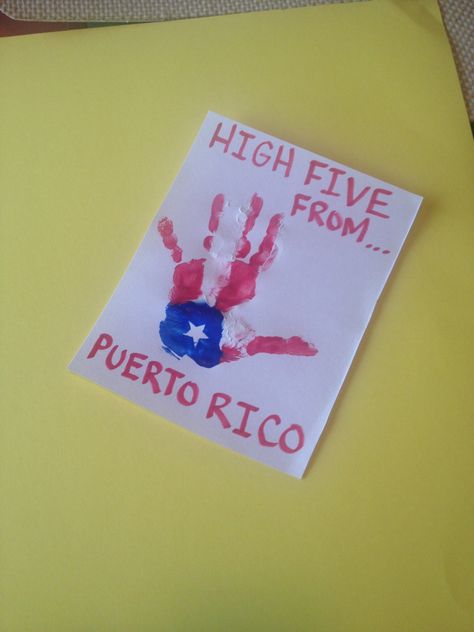 Cultural Diversity Puerto Rico Handprint!! Cultural Preschool Activities, Puerto Rico Preschool Activities, Puerto Rico Arts And Crafts For Kids, Puertorriqueñidad Ideas, Spanish Heritage Month Activities, Hispanic Heritage Projects, Hispanic Heritage Activities, Hispanic History Month, Kindness Crafts