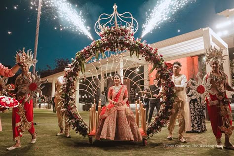 #bridalentry #indianbride #bridalentryinspo #bridalentryinspiration #bridalentryidea #chariotentry Indian Wedding Decorations Receptions, Bridal Entry, Bride Entry, Entry Ideas, Wedding Stage Design, Marriage Decoration, Desi Wedding Decor, Beautiful Wedding Decorations, Wedding Backdrop Decorations