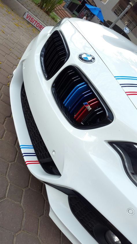 Bmw Stripes, Bmw 316i, Bmw Tuning, Arab Men Fashion, Car Stripes, Carros Bmw, Бмв X6, Bmw Sport, Bmw 2 Series