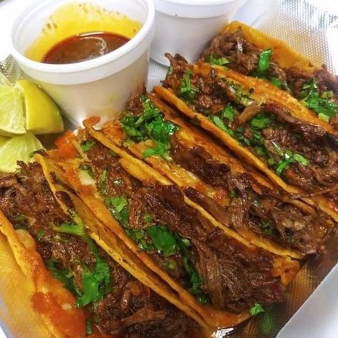 Marinade sauce ready to use make 10 pounds of your favorite meat 16oz paste  beef chuck goat pork chicken Fish and shrimp Quesa Tacos, Birria Sauce, Mexican Birria, Soul Food Dinner, Food Babe, Food Therapy, Läcker Mat, Yummy Comfort Food, Authentic Mexican