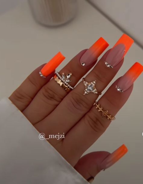 Orange Nails With Rhinestones, Hot Orange Nails, Orange Neon Nails, Carnival Nails, Metallic Nails Design, Neon Orange Nails, Orange Nail Art, Orange Acrylic Nails, Pink Nail Art Designs