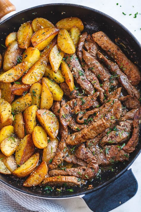 Garlic Butter Steak and Potatoes Skillet - #eatwell101 #recipe This easy one-pan recipe is SO simple, and SO flavorful. The best steak and potatoes you'll ever have! #Garlic #Butter #Steak and #Potatoes #Skilletrecipe #onepan - #recipe by #eatwell101 Steak And Potatoes Skillet, Garlic Butter Steak And Potatoes, Butter Steak And Potatoes, Meat Marinades, Potatoes Skillet, Steak And Potatoes, Skillet Dinner Recipes, Butter Steak, Garlic Butter Steak