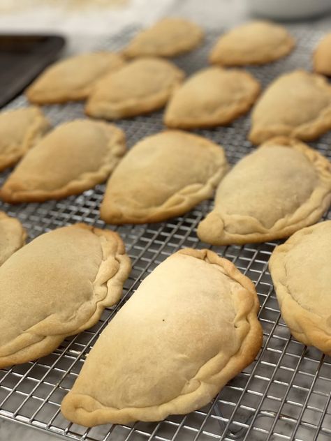 Empanadas de Calabaza (Pumpkin Empanadas) – My Back Kitchen Pumpkin Pie Empanadas Recipe, Empanadas Pumpkin, Vegan Pumpkin Empanadas, Easy Pumpkin Empanadas, Authentic Pumpkin Empanadas, Pumpkin Empanadas, Mexican Sweet Breads, Pumpkin Syrup, Mexican Snacks