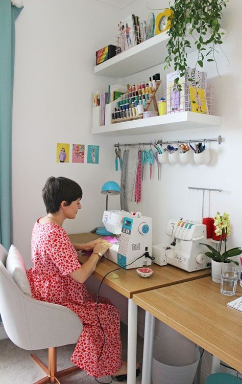 Sewing And Bedroom Ideas, Sewing Room Minimalist, Sewing In Bedroom, Home Sewing Studio Ideas, Diy Sewing Table With Storage, Small Sewing Space Organization, Sew Room Organization Ideas, Sewing Storage Small Space, Sewing Rooms In Small Spaces