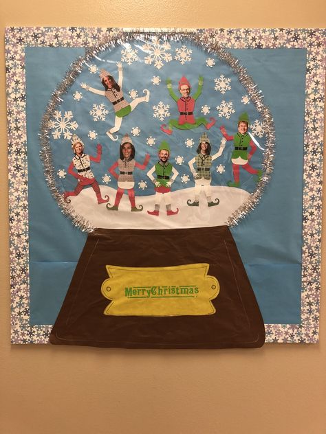 Snow globe bulletin board for Christmas with admin staff as elves! Door Decorations Classroom Christmas, Holiday Bulletin Boards, Classroom Christmas Decorations, Christmas Bulletin Boards, Christmas Door Decorating Contest, Christmas Classroom Door, Christmas Bulletin Board, Door Decorating Contest, Christmas Bulletin