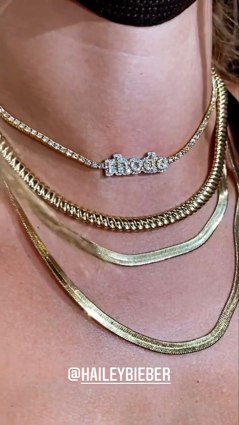 Hailey Bieber Gold Necklace, Hailey Beiber Necklace, Hailey Bieber Necklace, Hailey Bieber Jewelry, Strawberry Bubblegum, Customize Jewelry, Diy Bracelet Designs, Dope Jewelry, Jewelry Lookbook