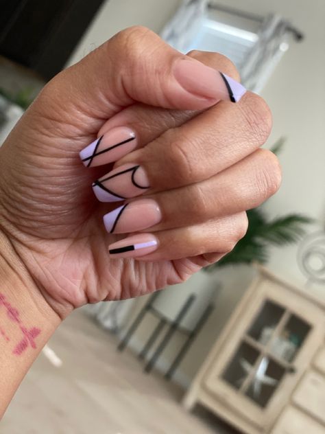 Purple and black on coffin-square Purple Black And White Nails, Black And Purple French Tip Nails, Black And Lilac Nails, Lilac And Black Nails, Black And Lavender Nails, Black French Nails, Black Coffin Nails, Lilac Nails, Green Nail Designs