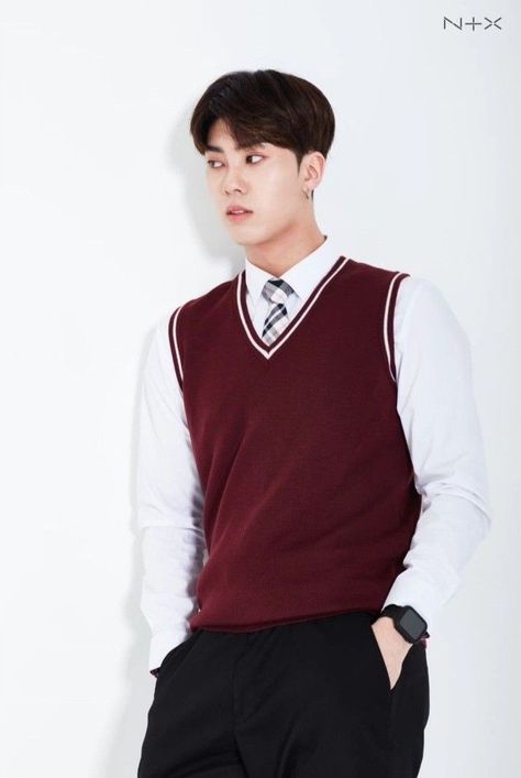 Yunhyeok ~ Ntx Check more at https://howcandothis.com/manstyle/yunhyeok-ntx/ Private School Uniforms, Vest Outfits Men, School Uniform Accessories, Boys School Outfits, Academy Uniforms, Outfit Reference, School Uniform Fashion, School Uniform Outfits, Boys Uniforms