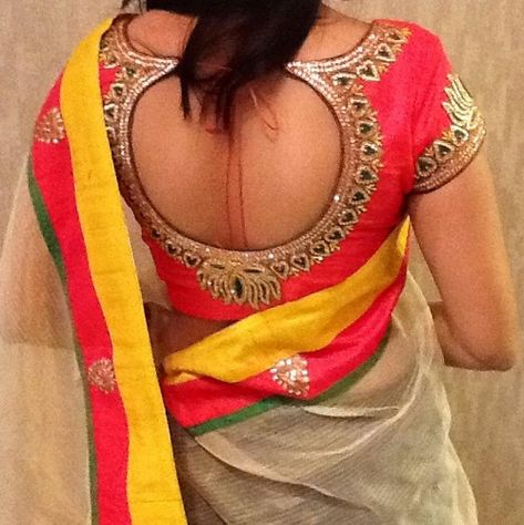 Pot Neck, Neck Blouse Designs, Boat Neck Blouse Design, Choli Blouse, Blouse Ideas, Blouse Back Neck Designs, Wedding Blouse Designs, Sari Blouse Designs, Silk Saree Blouse Designs