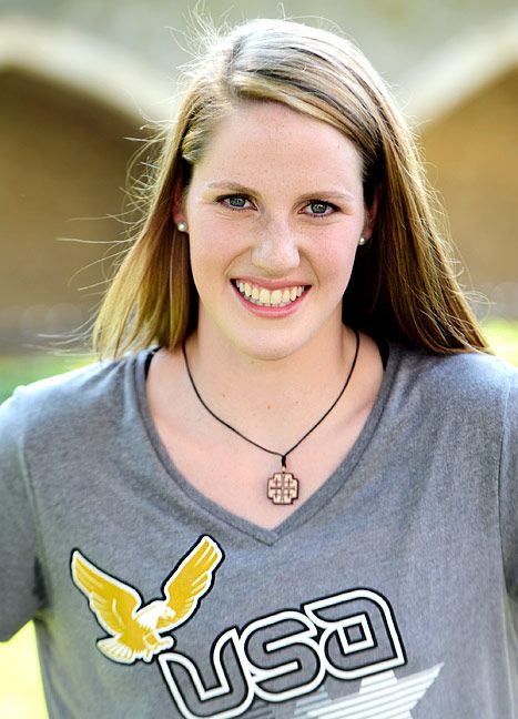 Missy Franklin Missy Franklin, Swimmers Life, Girls Are Awesome, Olympic Swimming, Know About Me, Olympic Swimmers, Swim Life, Swimming Quotes, Olympic Gymnastics