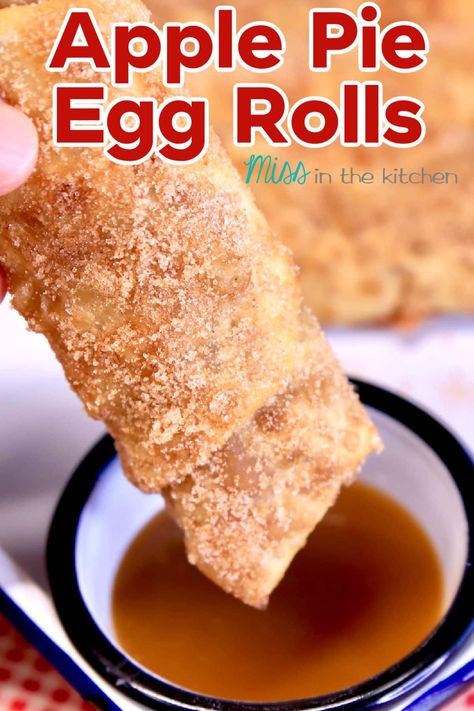 If you are craving apple desserts, give these quick and easy Apple Pie Egg Rolls a try. They are so delicious dipped in caramel sauce or served with vanilla ice cream. Apple Pie Egg Rolls Recipe, Recipes Using Egg Roll Wrappers, Apple Pie Egg Rolls, Homemade Apple Pie Recipe, Desserts Apple, Egg Rolls Recipe, Apple Pie Recipe Homemade, Breakfast Quick, Apple Pie Recipe Easy