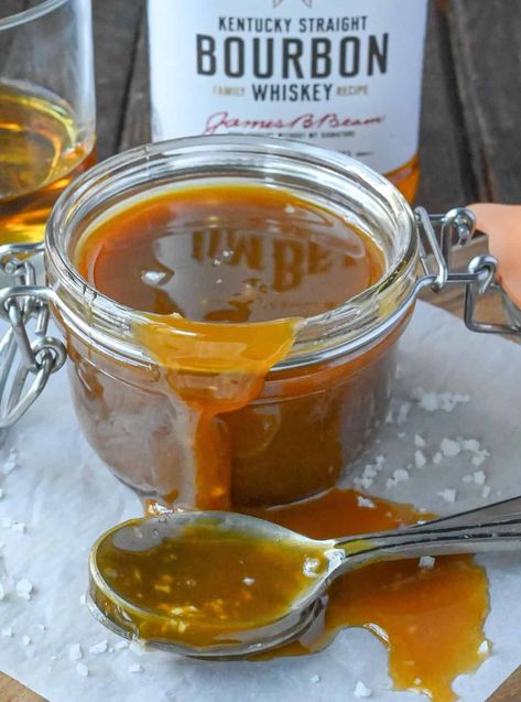 Caramel Bourbon Sauce, Bourbon Caramel Sauce Recipe, Carmel Sauce For Apples, Bourbon Cream Sauce, Praline Sauce Recipe, Bourbon Caramel Sauce, Praline Sauce, Whiskey Sauce, Bourbon Caramel