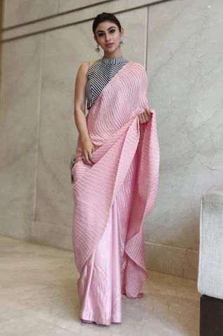 Striped Blouse Designs, Pink Designer Saree, Pleated Saree, Blouse Designs High Neck, Saree Blouse Styles, Saree Wearing Styles, Indian Sari Dress, Saree Blouse Neck Designs, Sari Blouse Designs