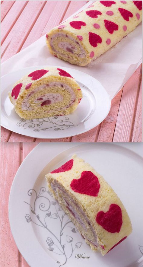 Imagen de dessert, hearts, and food Swiss Roll Cake, Fast Food Places, Cupcake Art, Swiss Roll, Valentines Food, Roll Cake, February 13, Cake Roll, Strawberry Recipes