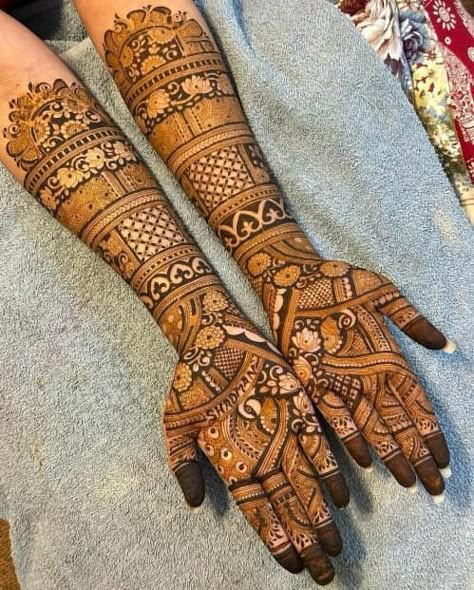 Roka Mehendi, Traditional Mehendi, Designer Mehandi, Mehndi Book, Mehndi Dress For Bride, Full Hand Bridal Mehndi, Leg Mehendi, Baby Mehndi, Traditional Mehndi Designs