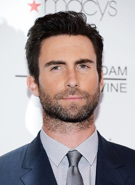 Should you keep it or shave neck beard off? Does it suit the style or impact the appearance of your face structure? Let’s get all these questions answered! Adam Levine Beard, Groomed Beard, Beard Suit, Mens Beard, Neck Beard, Beard Rules, Face Structure, Beard Styles Short, Best Beard Styles