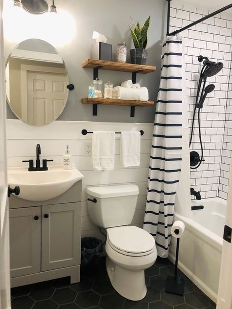 Finished Bathrooms, Restroom Decor, Bad Inspiration, Small Bathroom Makeover, 2024 Design, Bathroom Design Decor, Bathroom Remodel Designs, Bathroom Inspiration Decor, Small Bathroom Ideas