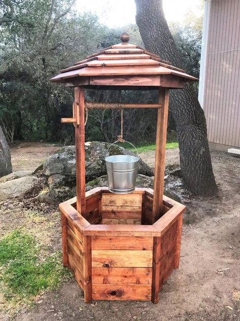 singular helpful pointers on helpful programs in Very Cool Wood Projects Desk #CncWoodProjects Diy Wishing Well, Wooden Wishing Well, Wishing Well Plans, Woodworking Plans Patterns, Wood Crafting Tools, Woodworking Patterns, Cool Wood Projects, Woodworking Plans Diy, Learn Woodworking