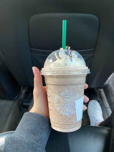 Frappuccino Aesthetic, Starbucks Mocha Cookie Crumble, Mocha Cookie Crumble Frappuccino, Cookie Crumble Frappuccino, Java Chip, Mocha Cookie Crumble, Starbucks Mocha, Cookie Crumble, Starbucks Drinks