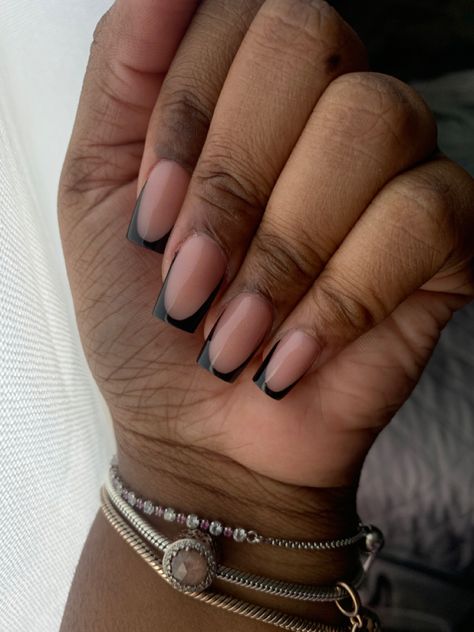 Short Acrylic Nails Black French Tip, Pink Black French Tip Nails, Black French Tip With Gold, Nude Nails With Black Tips, Matte Black French Tip Nails, Cheetah French Tip Nails, Black French, Short Black French Tip Nails, Black French Manicure